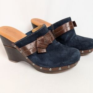 Women's Navy and Brown Clogs